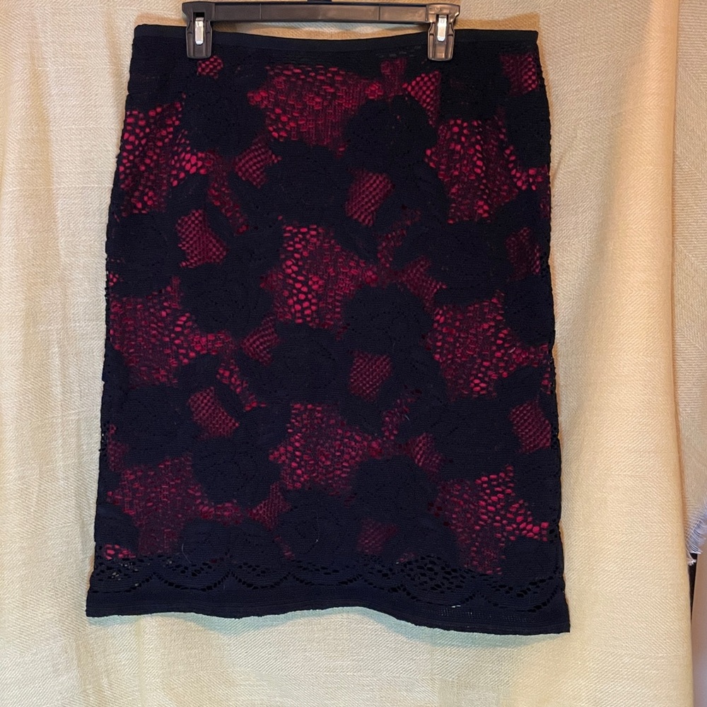 Anni Kuan Black and red skirt size 12
